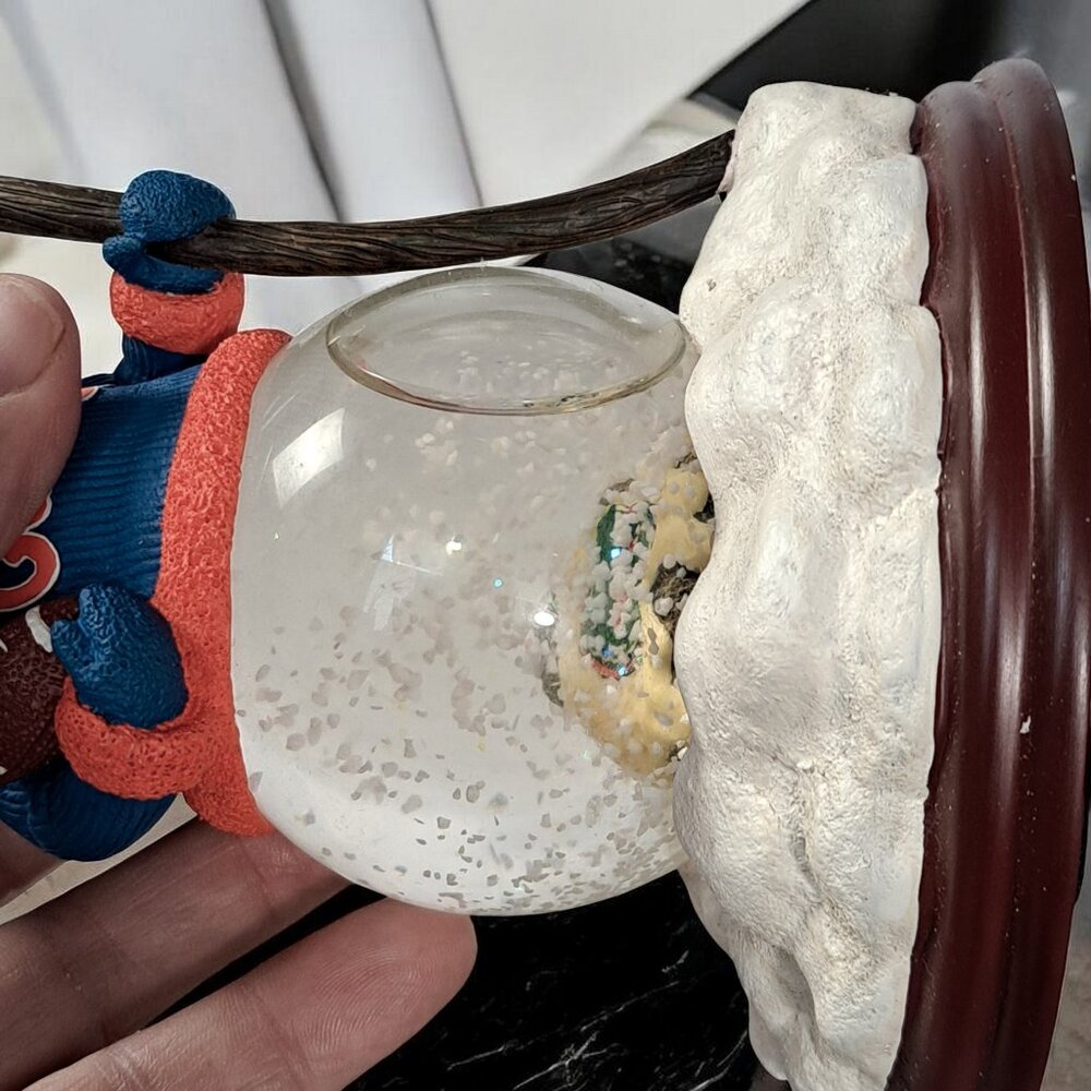 University of Florida Gators Snowman by The Memory Company Snow Globe - Picture 14 of 14